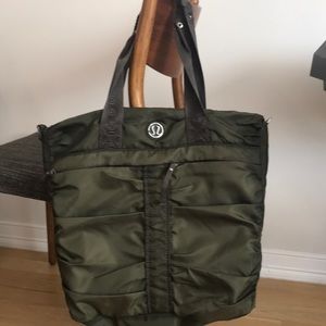 Green workout bag